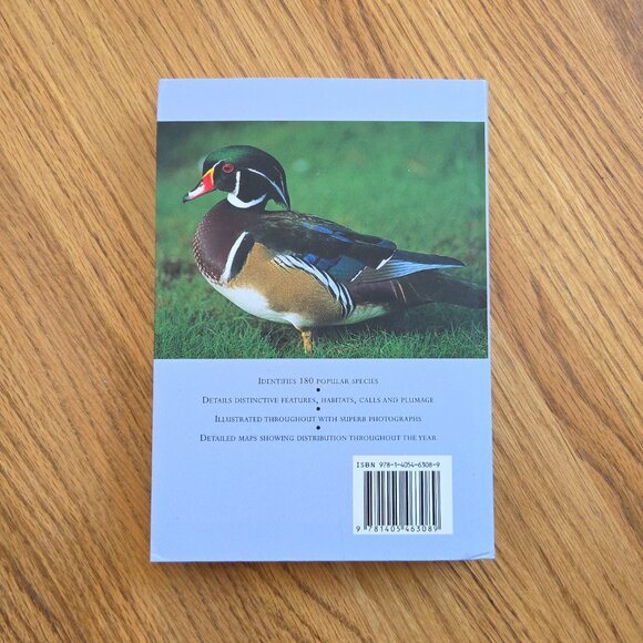 A Field Guide To The Birds Of North America Book by Michael Vanner - Picture 2 of 7